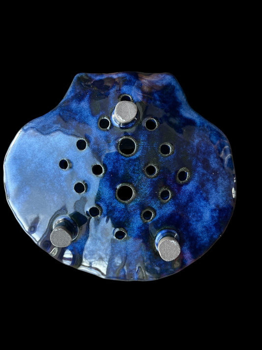 Mussla på tre fötter mörkblå