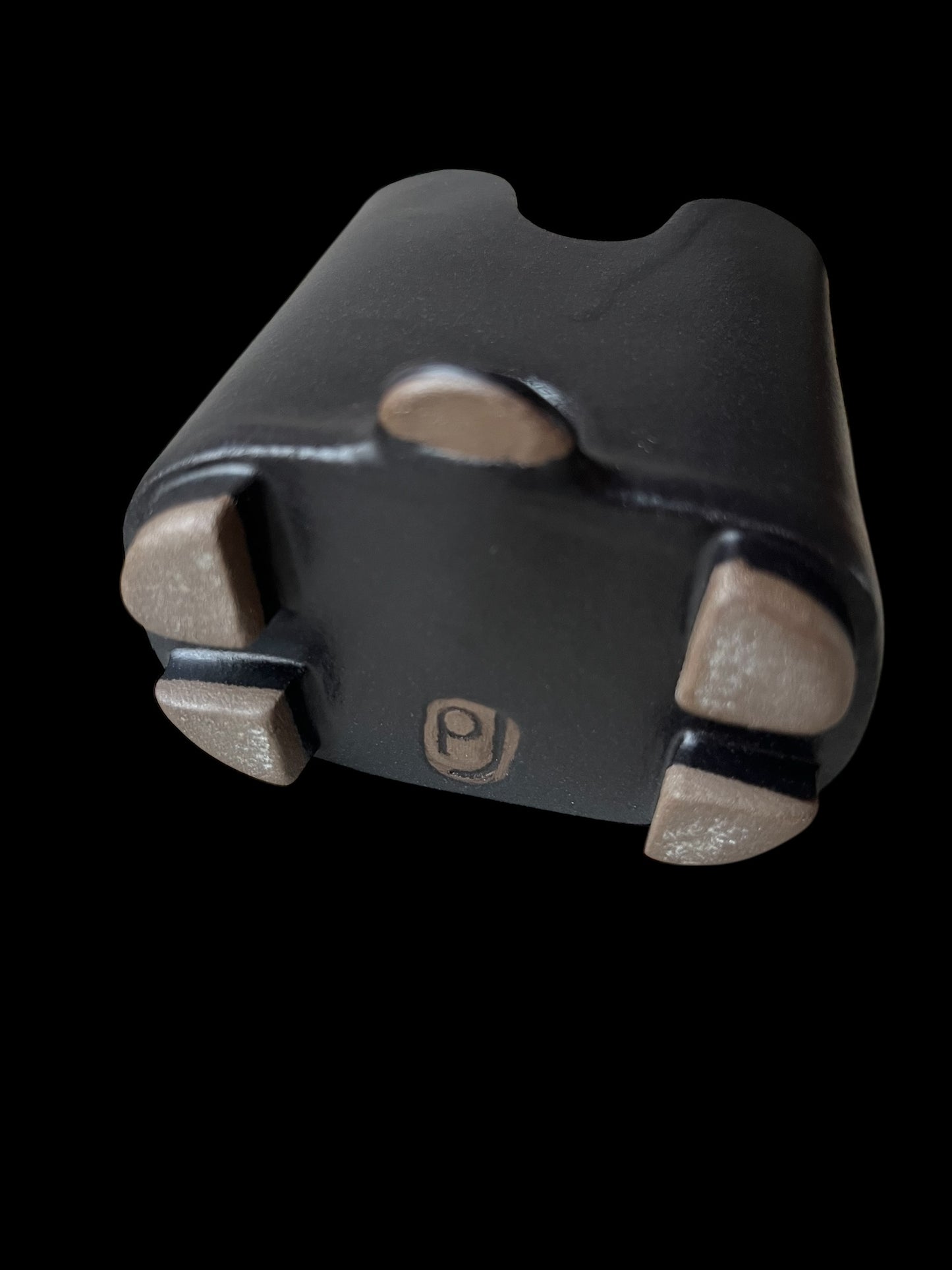 Tvålställ i keramik mattsvart