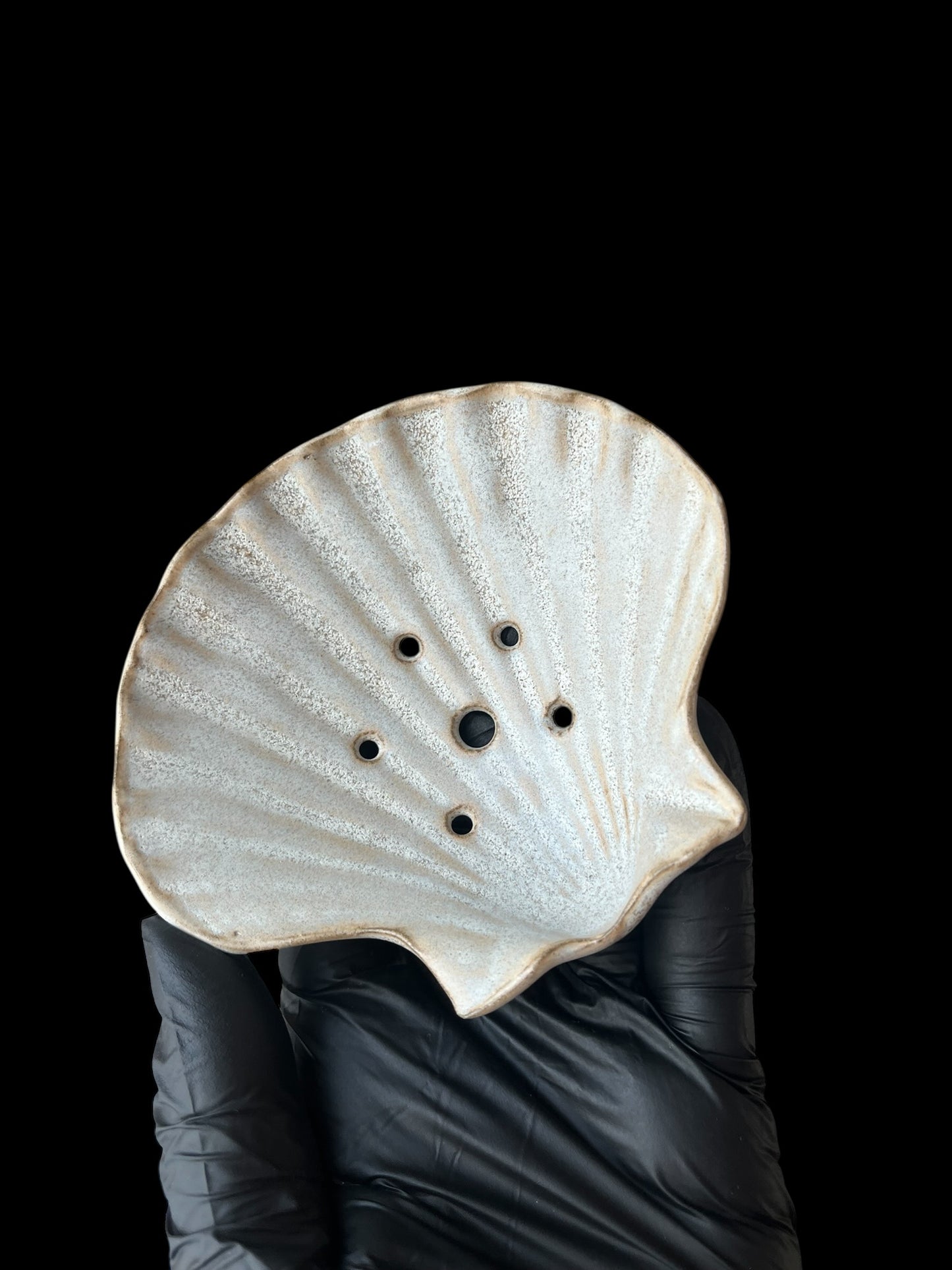 Mussla på tre fötter vit