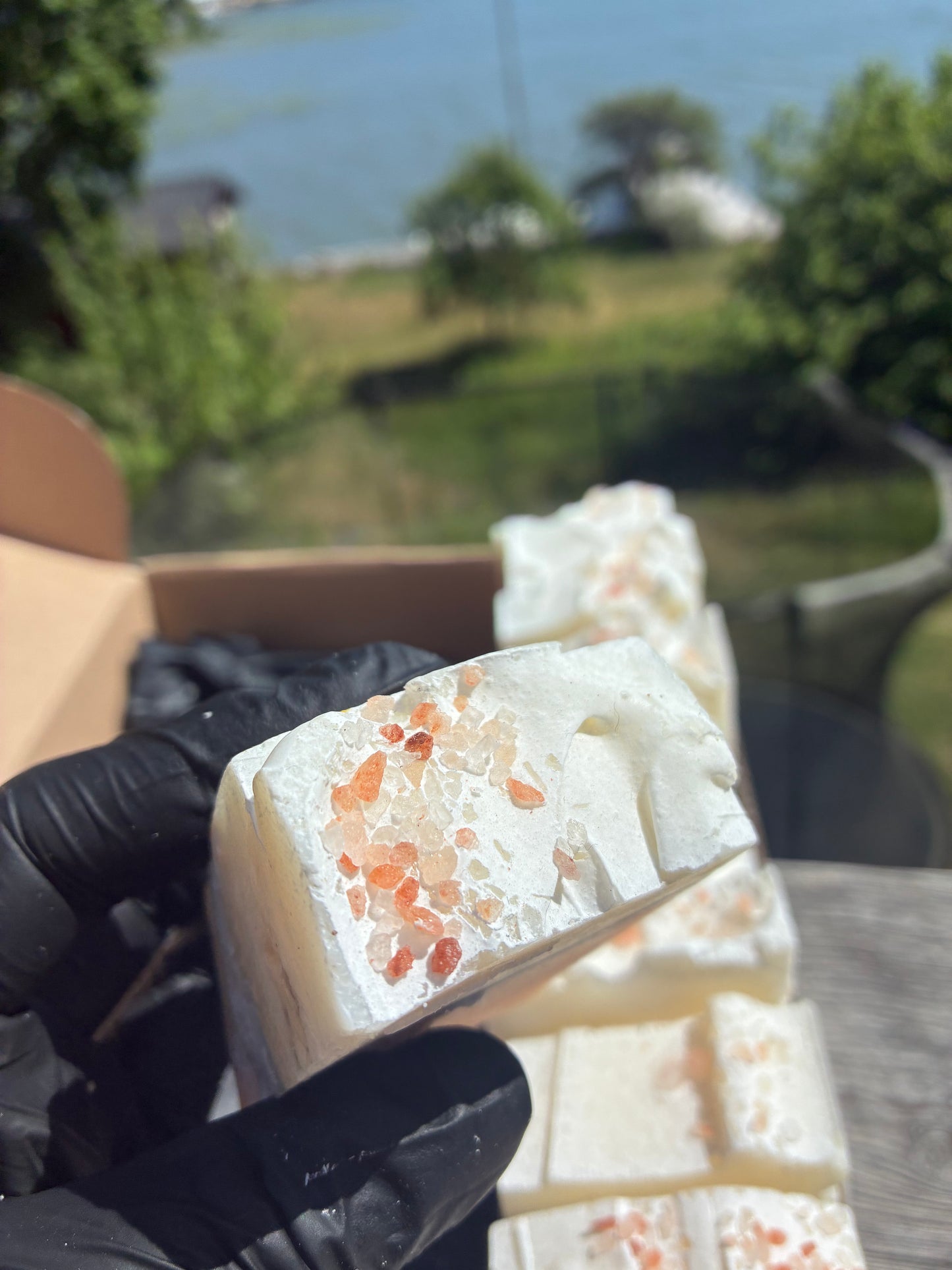 Second sorting Salt stone
