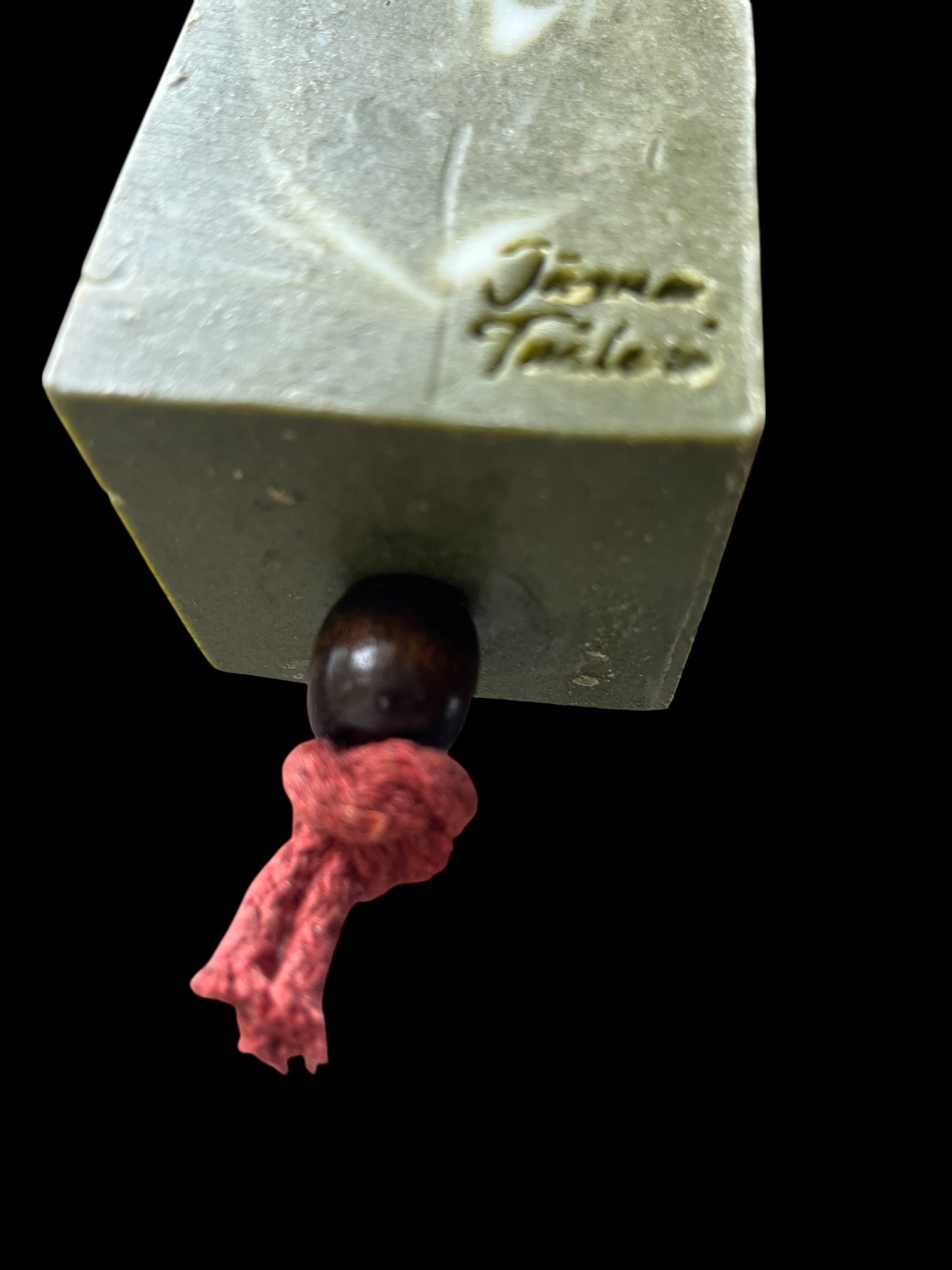 Vinterskrud på snöre