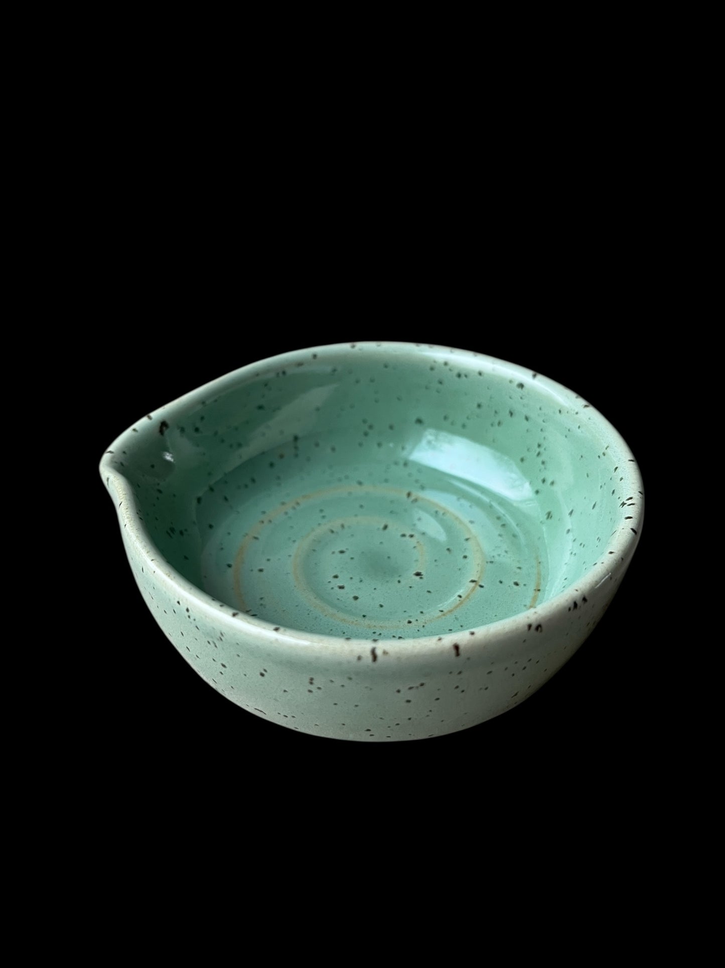 Disktvålsskål med pip ljusgrön på lavalera