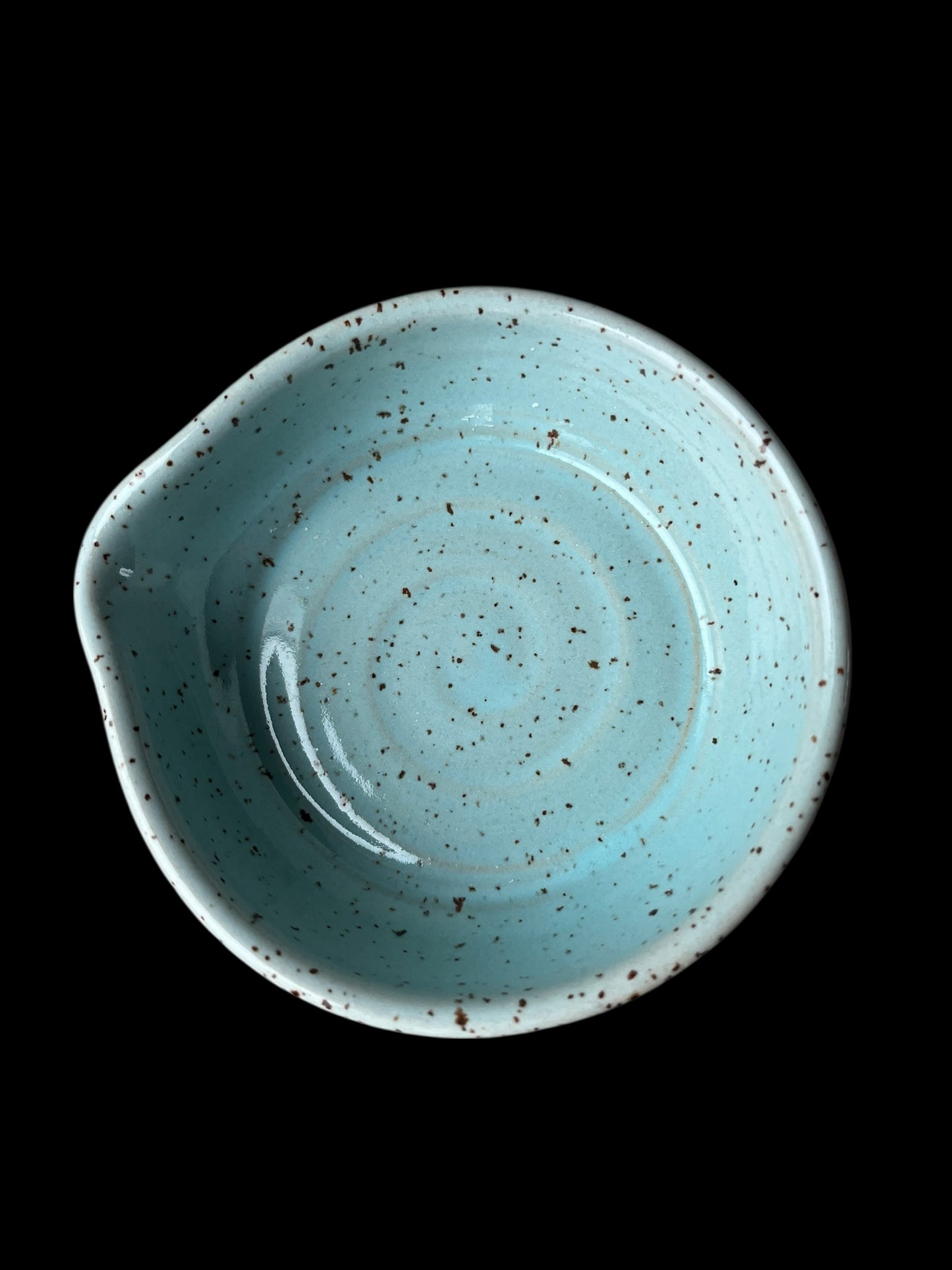 Disktvålsskål med pip ljusblå på lavalera